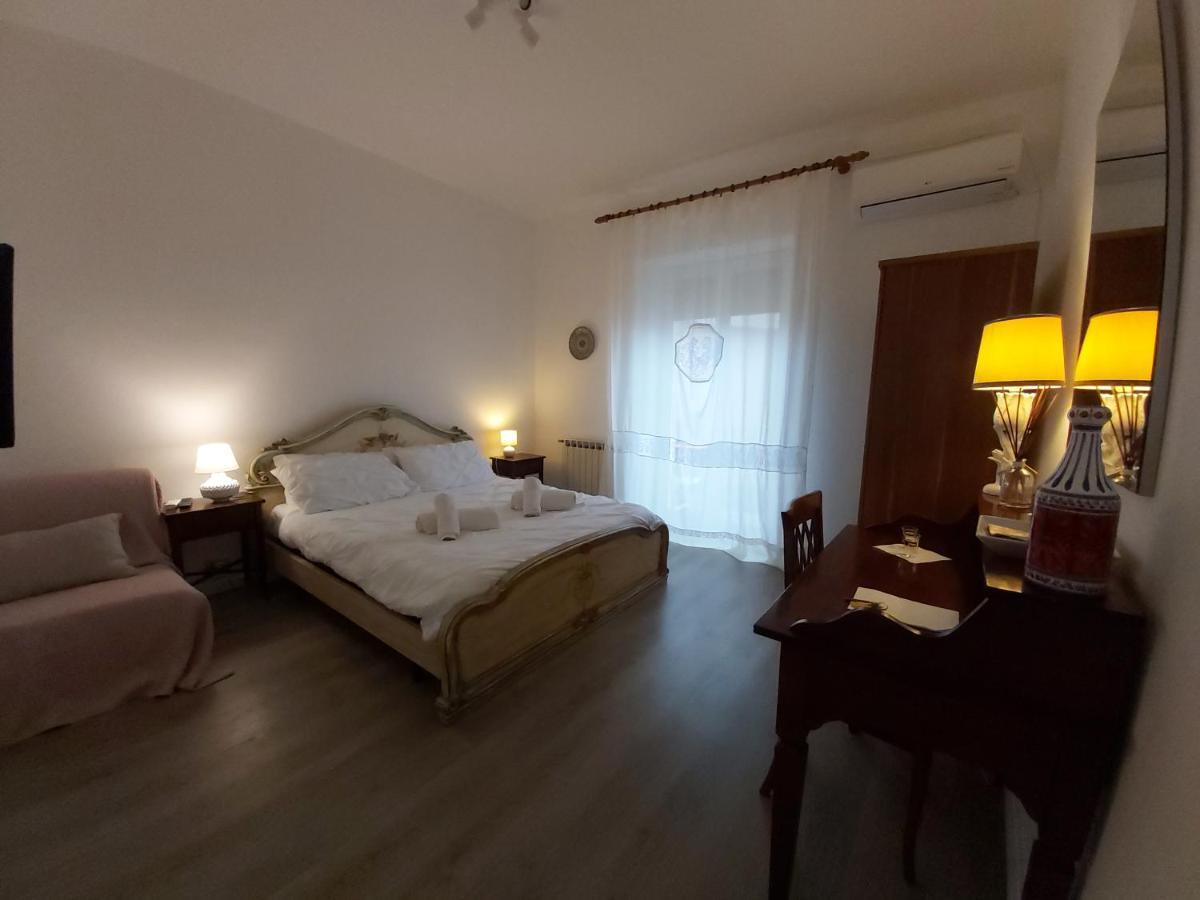 타오르미나 La Guardiola Di Angela E Nino B&B 외부 사진
